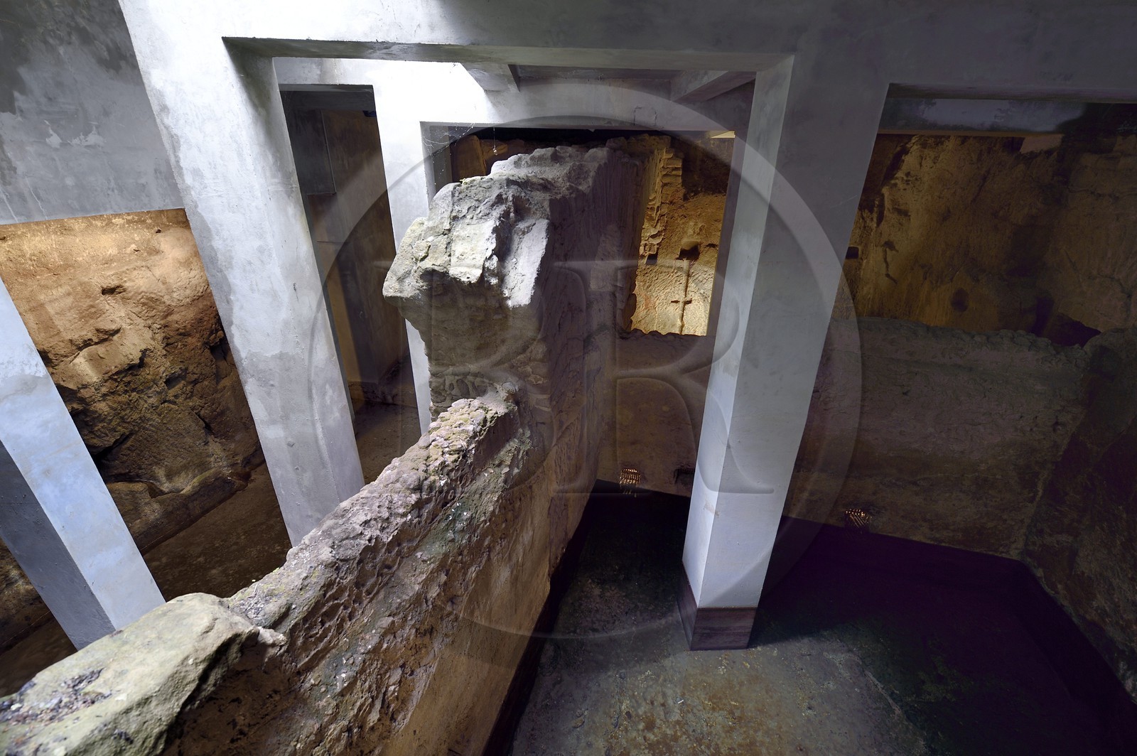 France, Var, Frejus, Forum Julii, the crypt of the fishpond and its water supply system dating back to Roman times, the filter basin