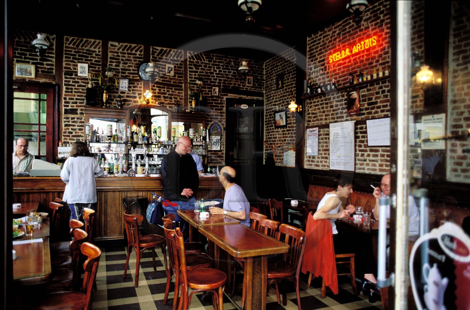 France, Nord (59), Lille, Vieux Lille, le café Au parvis de la Treille