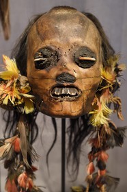 France, Charente-Maritime (17), La Rochelle, le Muséum d'histoire naturelle (muséum Lafaille), tête réduite de la population Shuan (Jivaro) en Equateur