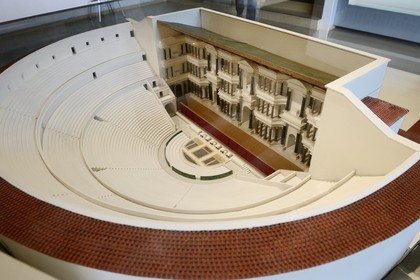 France, Rhône (69), Lyon, site historique classé Patrimoine Mondial de l'UNESCO, colline de Fourvière, musée gallo-romain de Fourvière, maquette du théatre