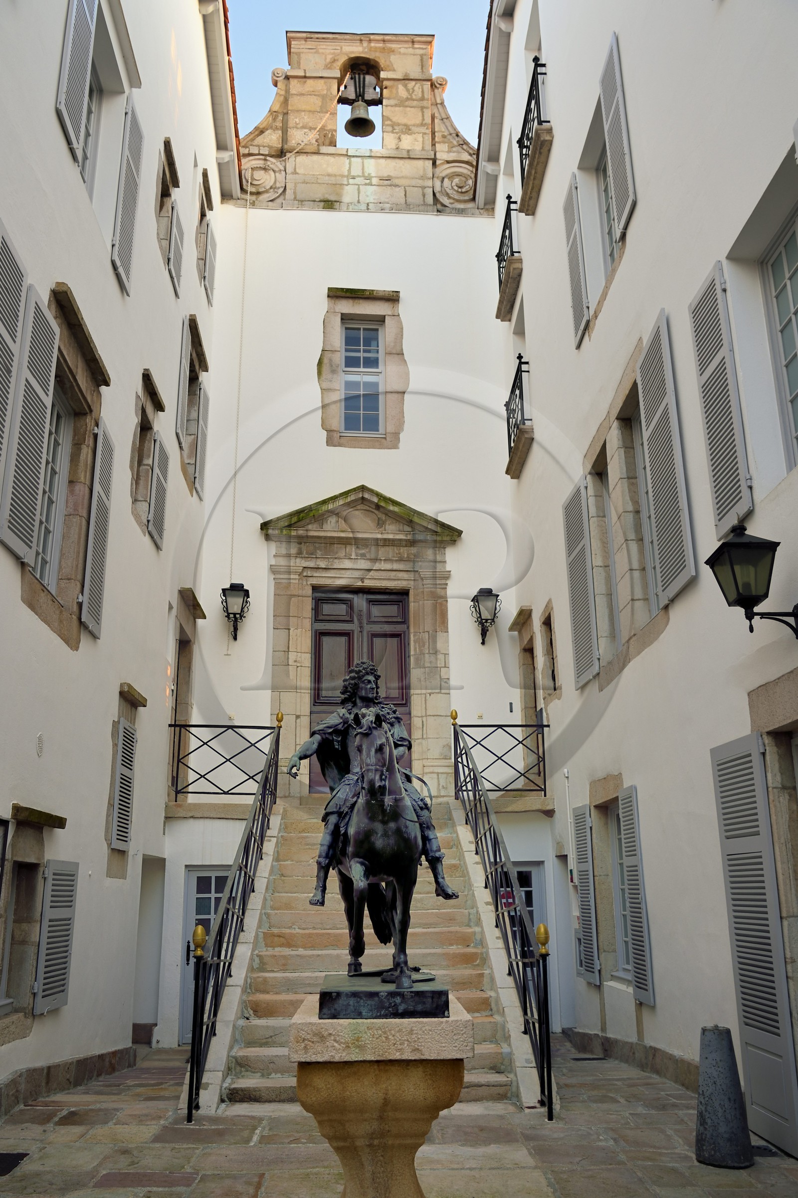 France, Pyrenees Atlantiques, Basque Country, Saint Jean de Luz, the town hall that was temporary residence of Louis XIV in 1660, equestrian statue of Louis XIV