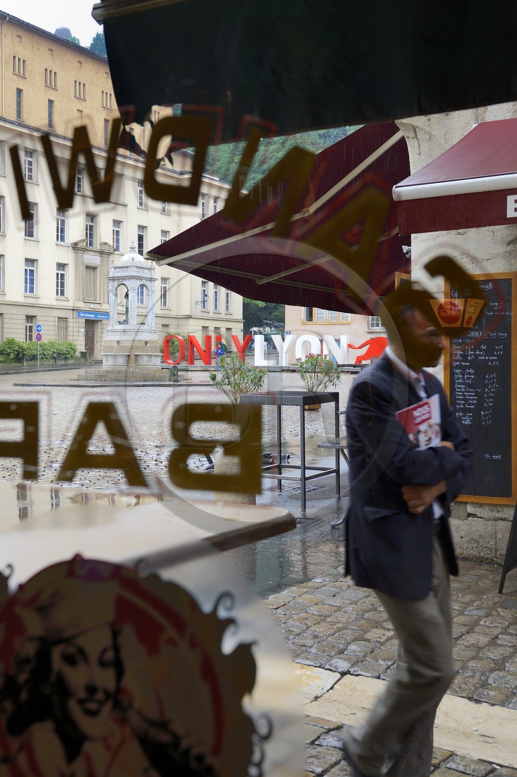 France, Rhone, Lyon, historical site listed as World Heritage by UNESCO, Vieux Lyon (Old Town), Cafe de la Cathedrale on the place Saint-Jean