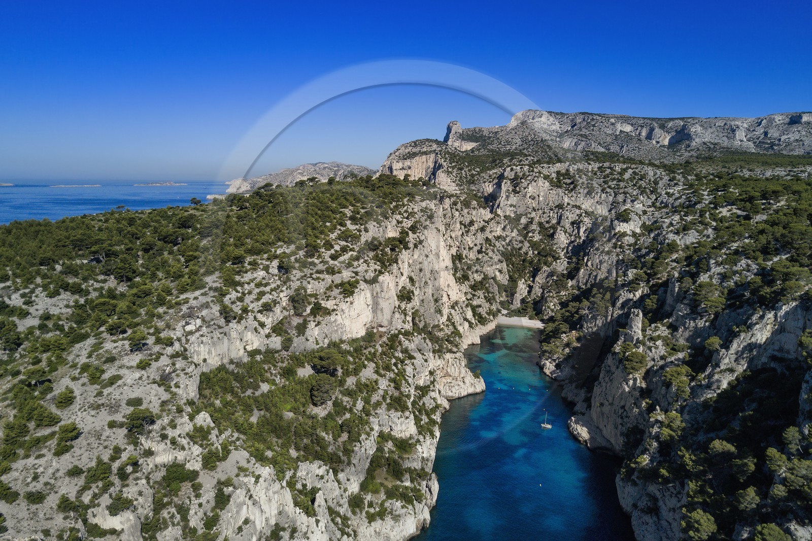 France, Bouches du Rhone, Marseille, National Park of the Calanques, Calanque En Vau (cove) and its beach (request for authorization necessary before publication)