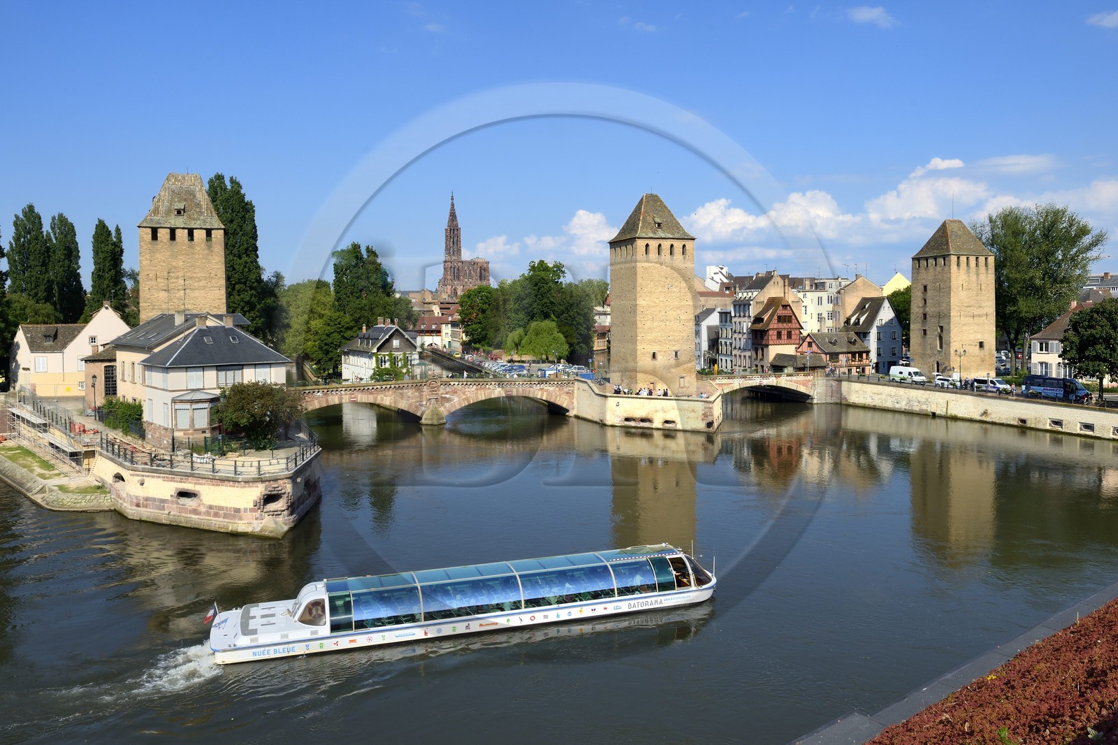 France, Bas Rhin, Strasbourg, old town listed as World Heritage by UNESCO, Petite France District, defensive towers of the covered bridges and Notre Dame Cathedral in the background