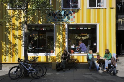 Islande, Reykjavik, la principale rue commerçante Laugavegur