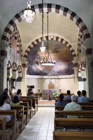 France, Var (83), Plan-d'Aups-Sainte-Baume, massif de la Sainte-Baume, office religieux dans la chapelle de l'hostellerie du sanctuaire de Sainte Marie-Madeleine