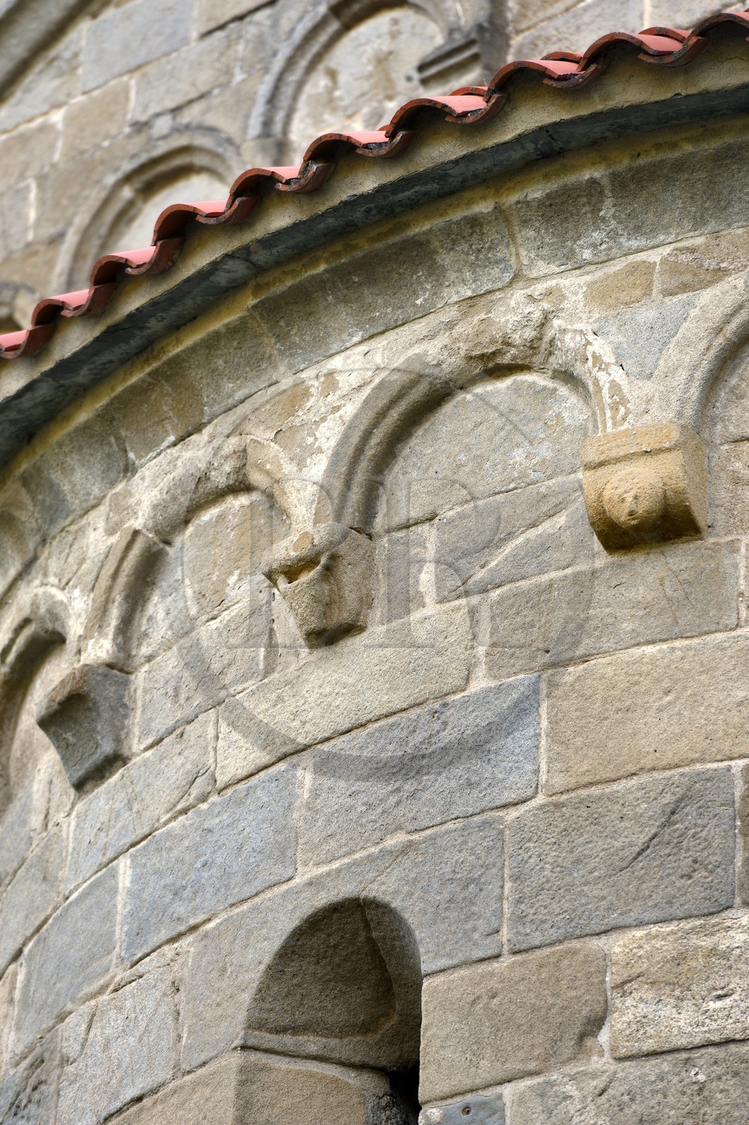 France, Corse-du-Sud (2A), Alta Rocca, Sainte-Lucie-de-Tallano (Santa Lucia di Tallà), chapelle romane Saint-Jean-Baptiste dans le hameau de Poggio