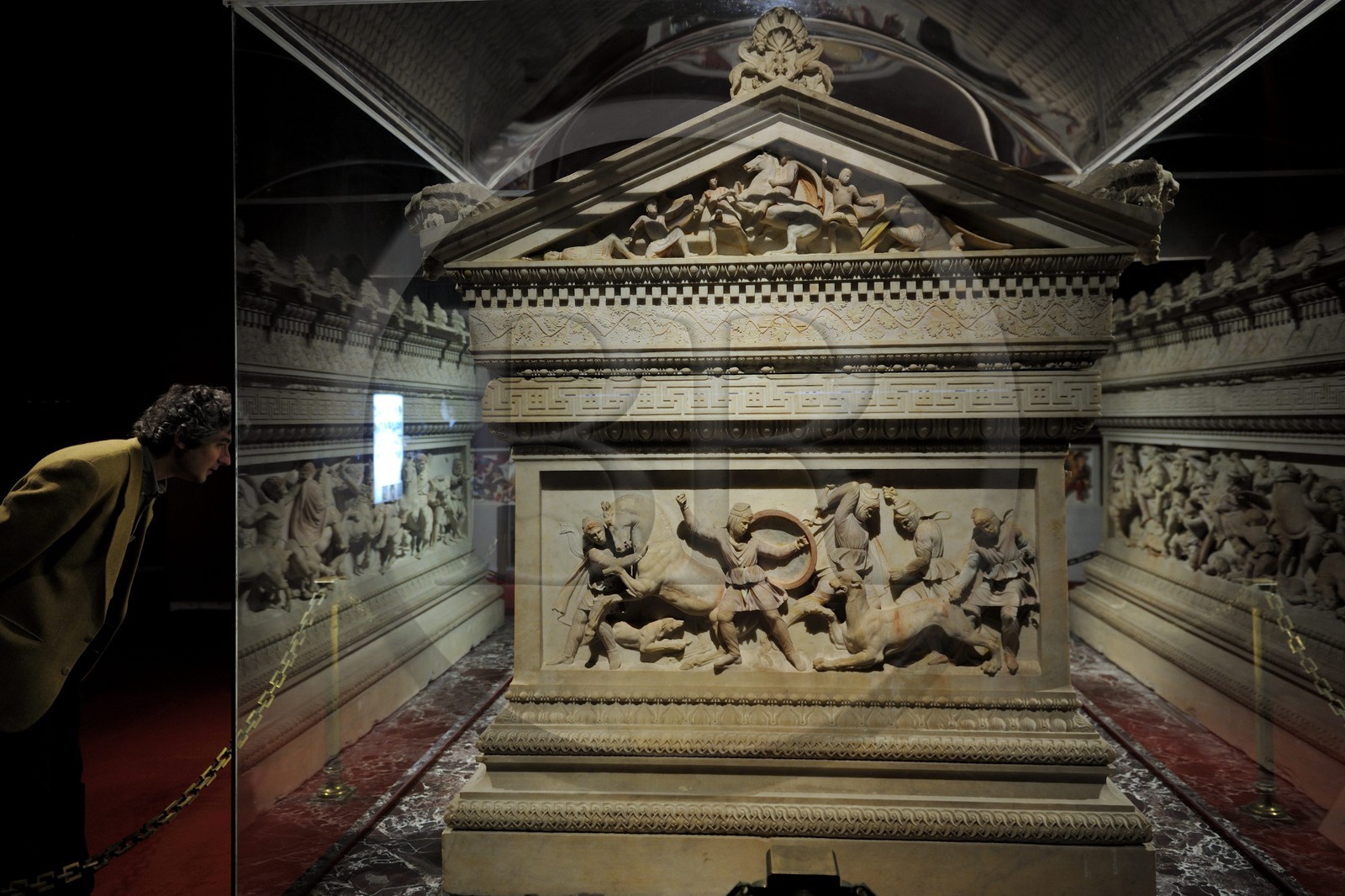 Turquie , Istanbul, centre historique classé Patrimoine Mondial de l'UNESCO, Musées archéologiques d'Istanbul dans les dépendances du Palais de Topkapi, sarcophage d'Alexandre du fin IVe siècle avant JC