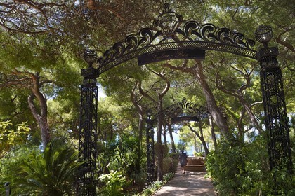 France, Alpes Maritimes (06), Saint-Jean-Cap-Ferrat, les jardins du Grand-Hotel du Cap-Ferrat, palace 5 étoiles du groupe Four Seasons Hotel