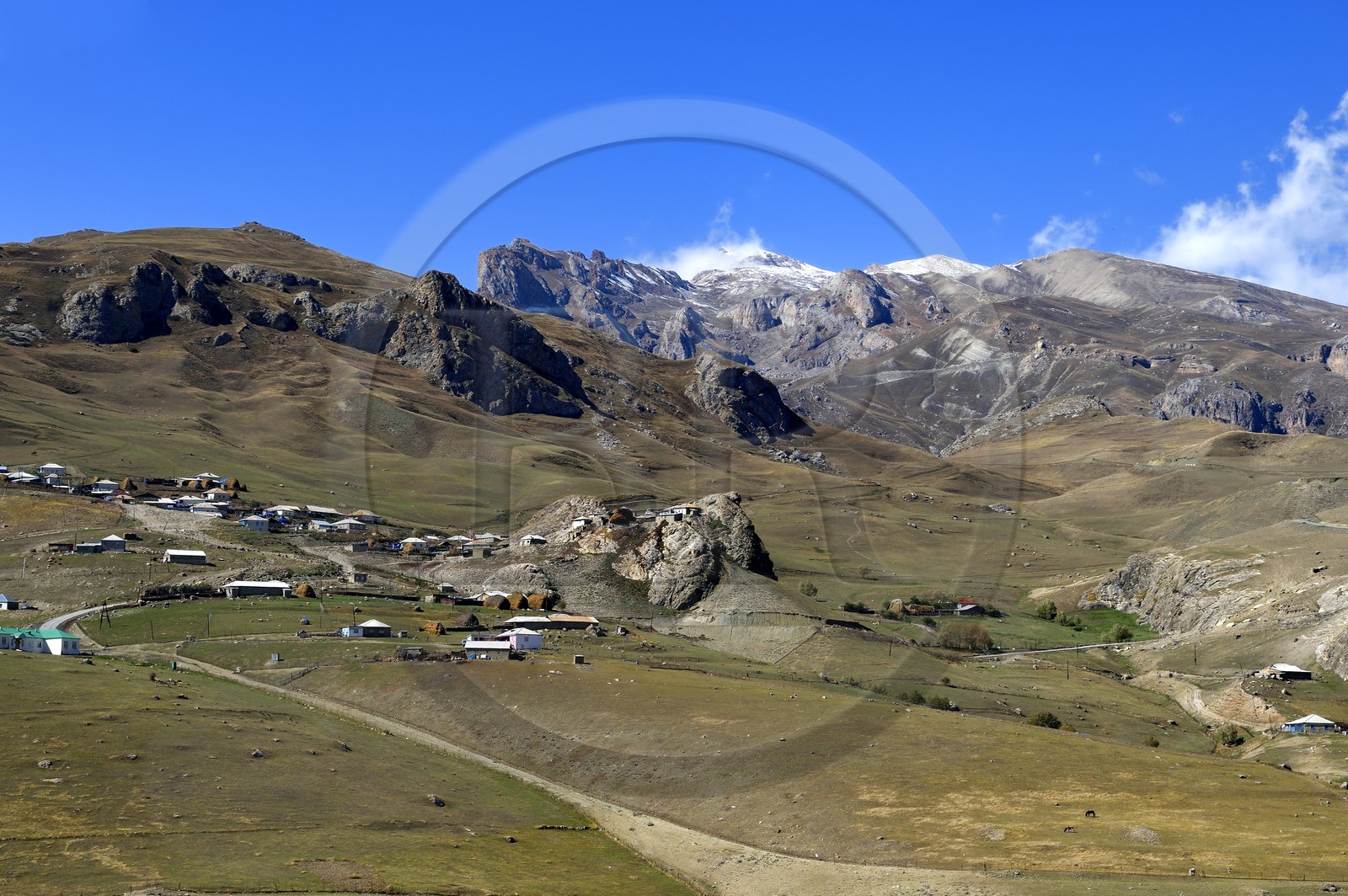 Azerbaïdjan, région de Quba (Guba), chaine de montagne du Grand Caucase, route Xinaliq Yolu vers Khinalug, village de Jek