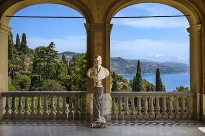 Italy, Liguria, Province of Imperia, Ventimiglia, Hanbury Botanical Garden, Palazzo Orengo, loggia open to the landscape and bust of Thomas Hanbury