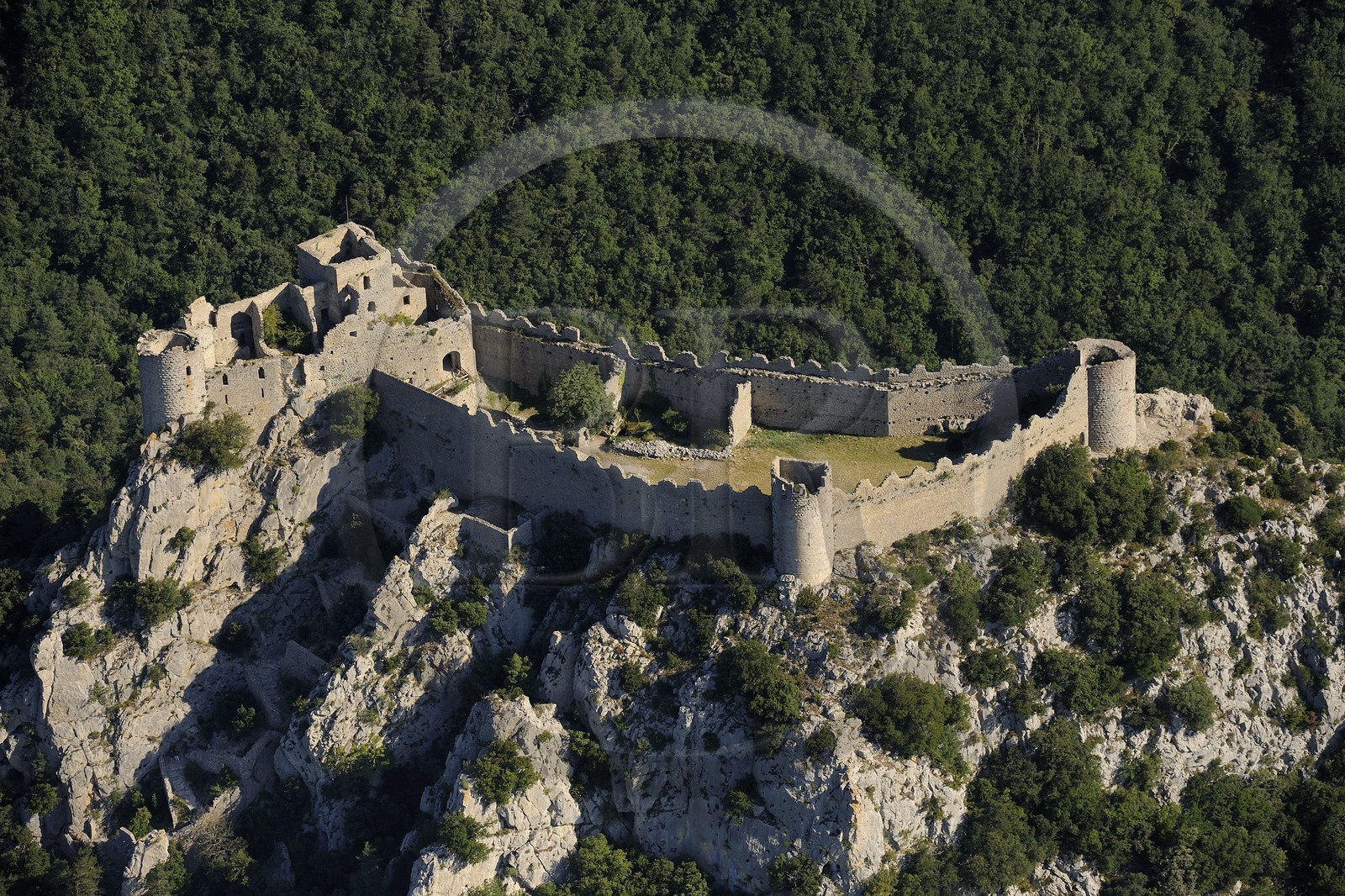 France, Aude (11), château cathare de Puilaurens (vue aérienne)