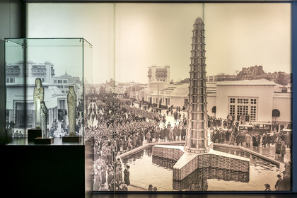 France, Bas-Rhin, Wingen-sur-Moder, Lalique museum, at the Exhibition of Decorative and Industrial Arts in Paris in 1925, René Lalique offers monumental works such as The Fountain sources of France