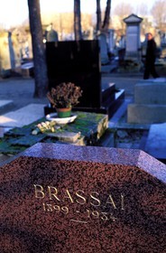 France, Paris (75), tombe du photographe Brassaï au cimetière du Montparnasse