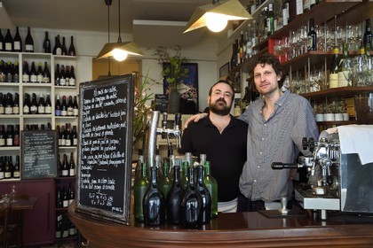 France, Paris (75), Les Arlots rue du Faubourg Poissonnière, le chef Thomas Brachet et Tristan Renoux à droite