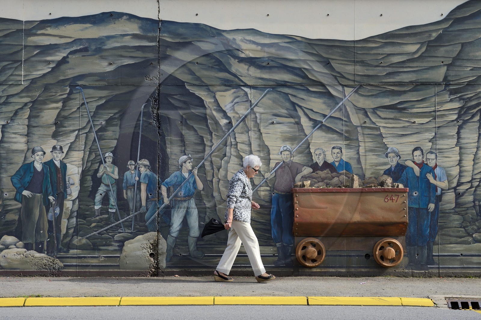 France, Moselle (57), Vallée de la Fensch, Algrange , fresque des Quatre Mines dédiée aux mineurs de fer de l'artiste Greg Gawra