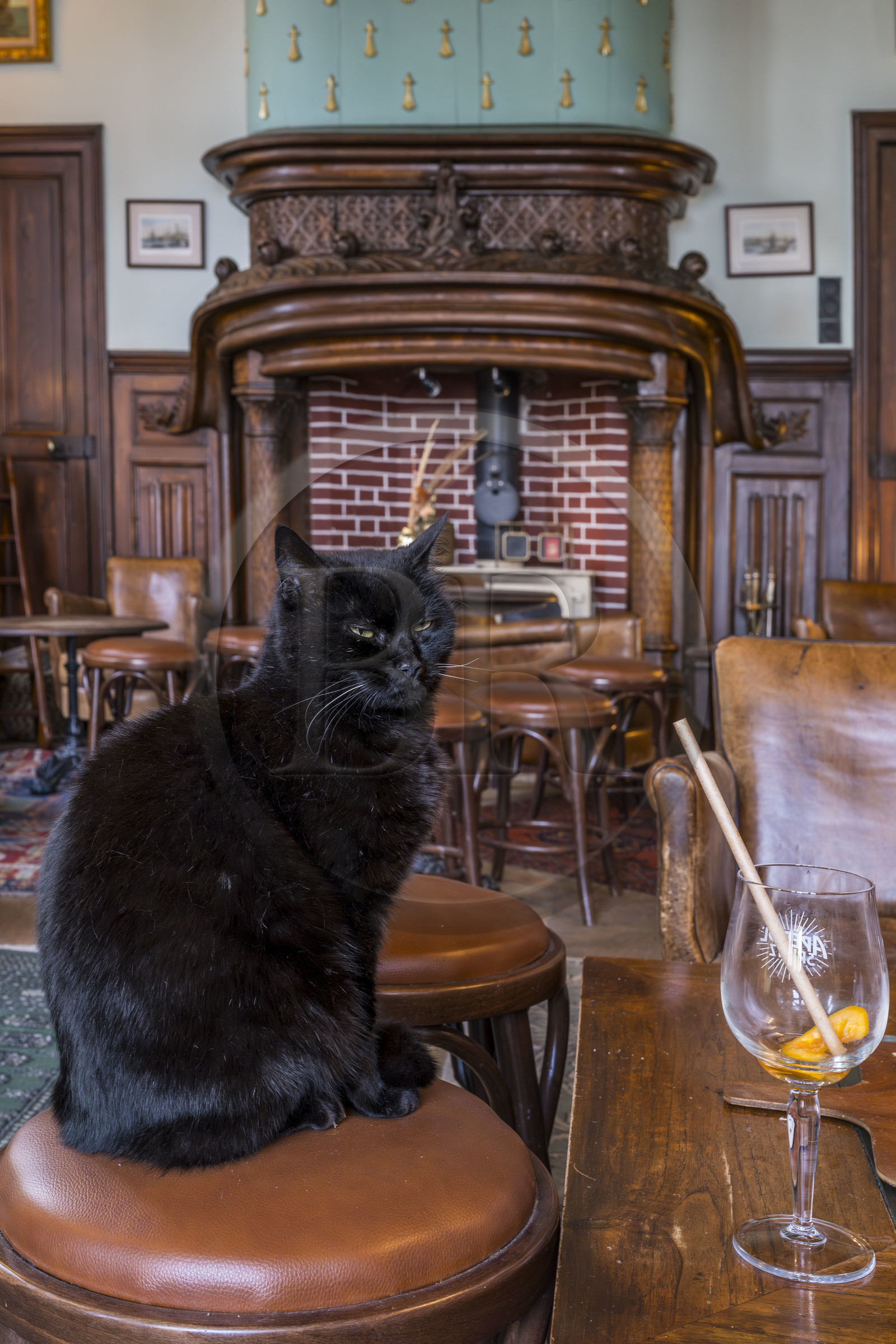 France, Morbihan,Lorient harbour, Larmor-Plage, Kernevel marina, Villa Margaret restaurant bar