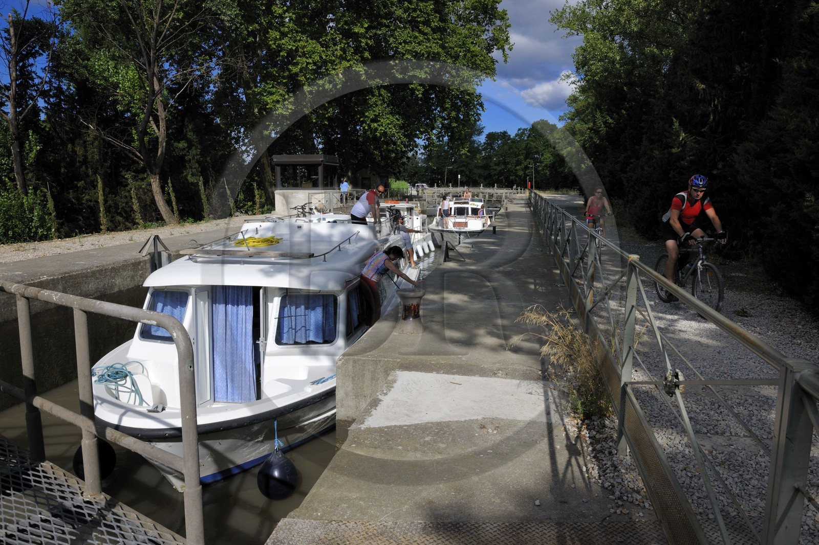 France, Hérault (34), Béziers, Canal du Midi, classé Patrimoine Mondial de l'UNESCO, le Port Neuf