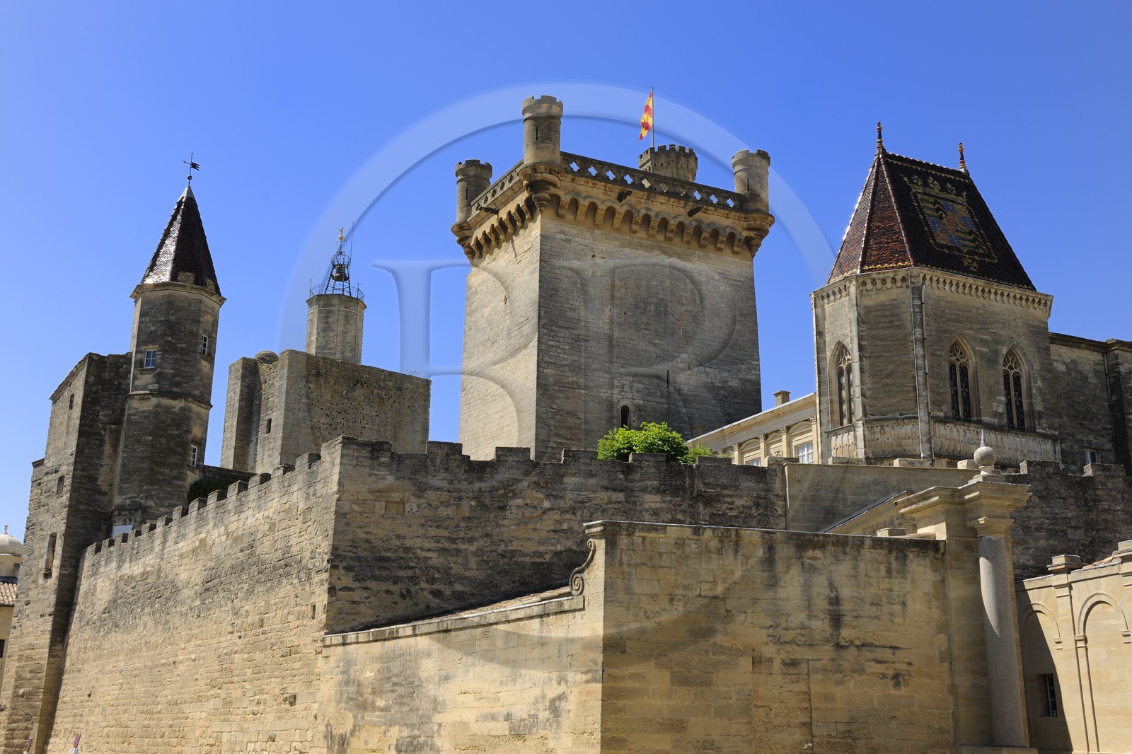 France, Gard (30), Uzès, classée ville d'art et d'histoire, château Ducal dit le Duché d'Uzès, classé monument historique, la Tour Bermonde