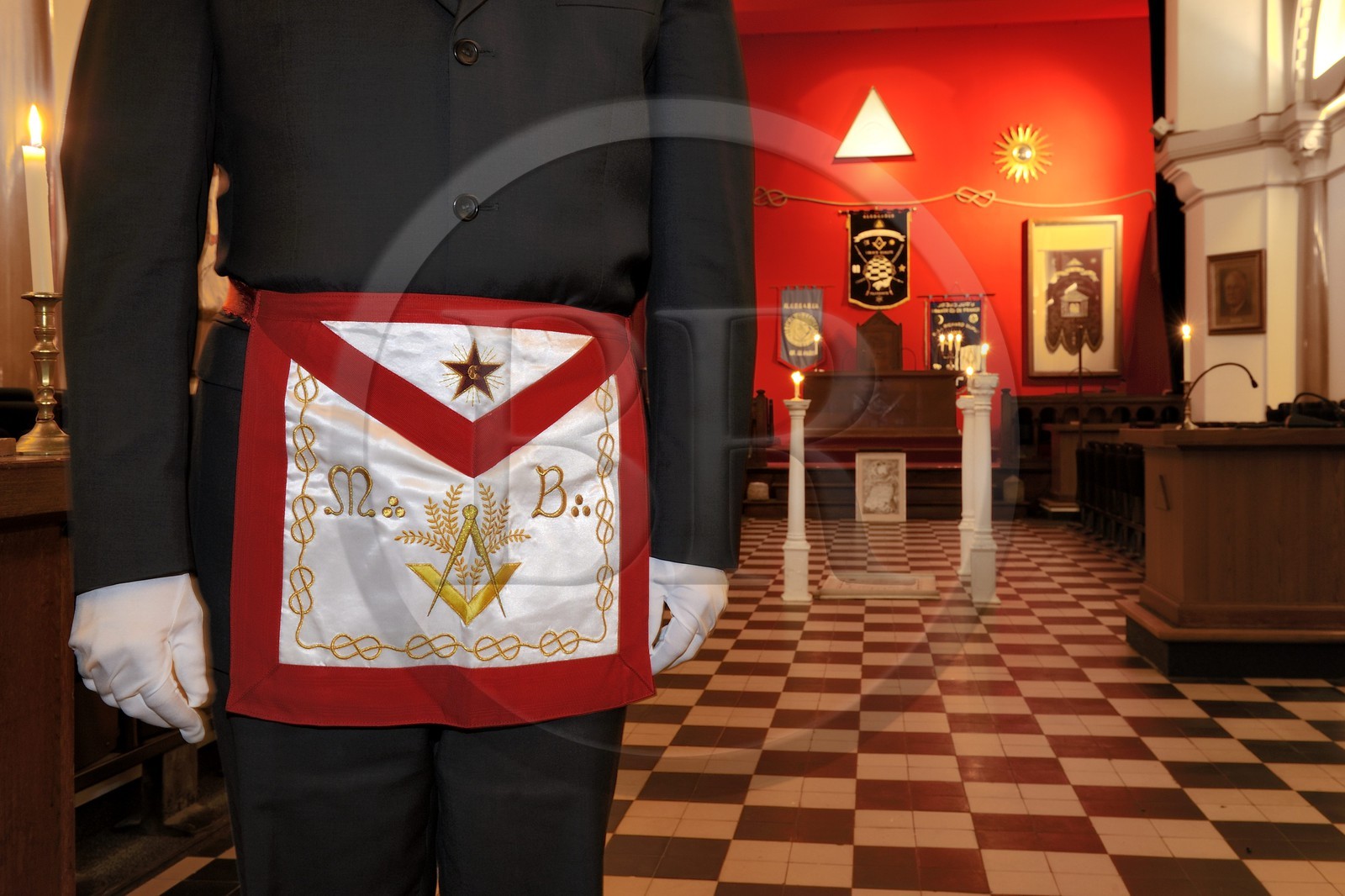 France, Paris (75), Grande Loge de France (GLDF), temple maçonnique, tablier de maître maçon au Rite Ecossais
