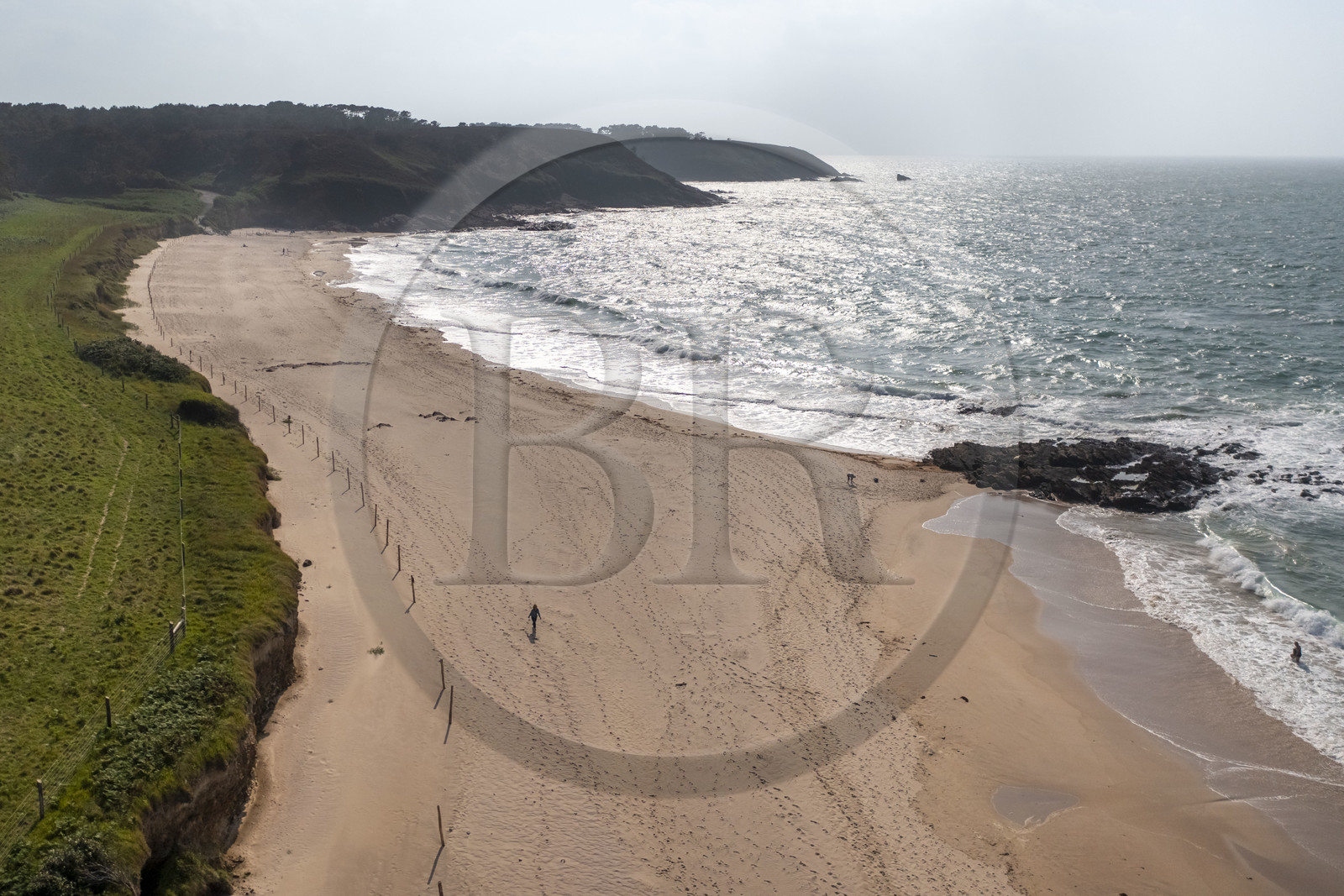 France, Cotes d'Armor, Grand Site de France Cap d'Erquy - Cap Frehel, Erquy, Guen beach (aerial view)