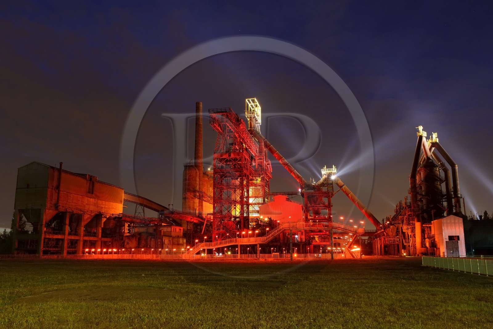 France, Moselle, Fensch Valley, Uckange steel mill, Blast furnace U4 park highlighted by Tous Les Soleils (All the Suns) by the visual artist (C) Claude Lévêque