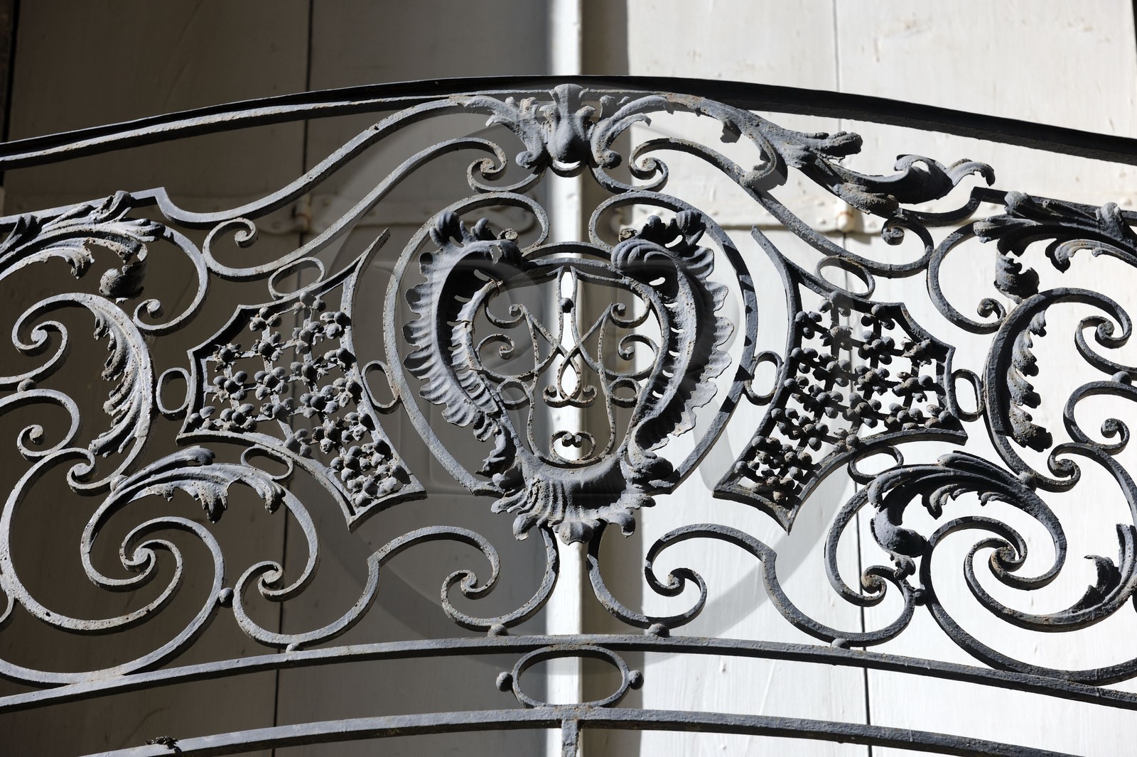 France, Herault, Pezenas, Hotel Flottes de Sébasan place Gambetta, wrought iron balcony