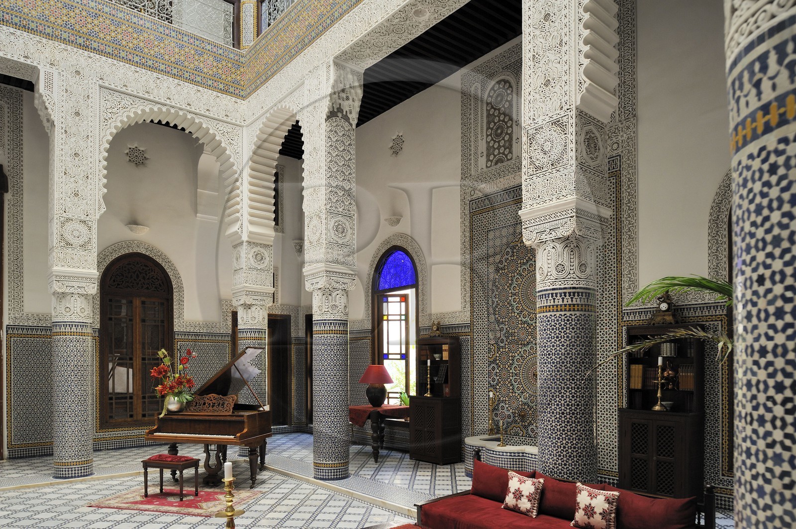 Maroc, Moyen Atlas, Fès, ville impériale, médina classée Patrimoine Mondial de l'UNESCO, hôtel de luxe Riad Fes