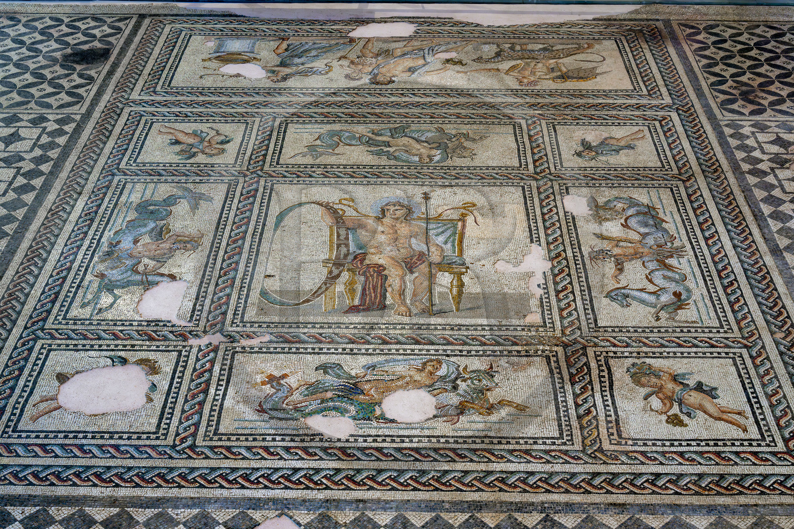 France, Bouches du Rhone, Arles, musée départemental Arles antique, detail of the Aion mosaic (end of 2nd century) which is the floor of the ceremonial dining room of a rich Roman town house on the site of the former verrerie de Trinquetaille on the right bank of the Rhone