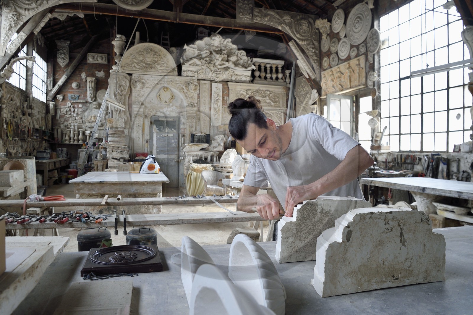France, Var (83), Toulon, entreprise de platrerie (staffeur ornemaniste) Turco staff, Julien Turco