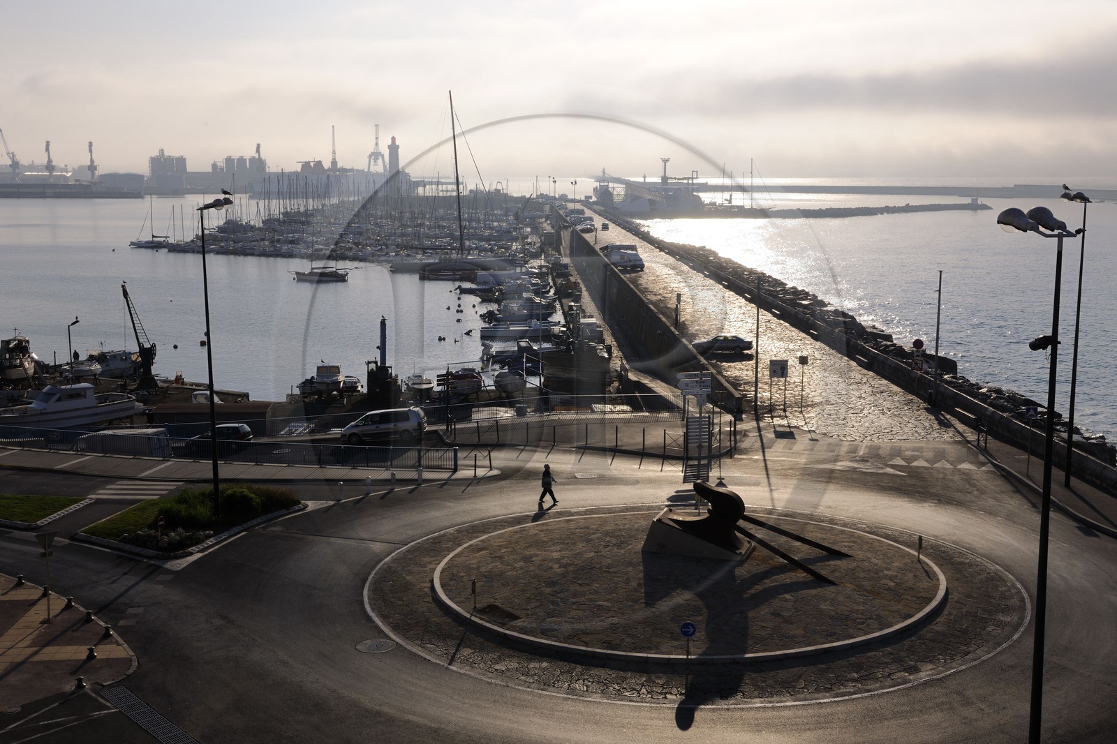 France, Hérault (34), Sète, le Môle Saint-Louis sur le port
