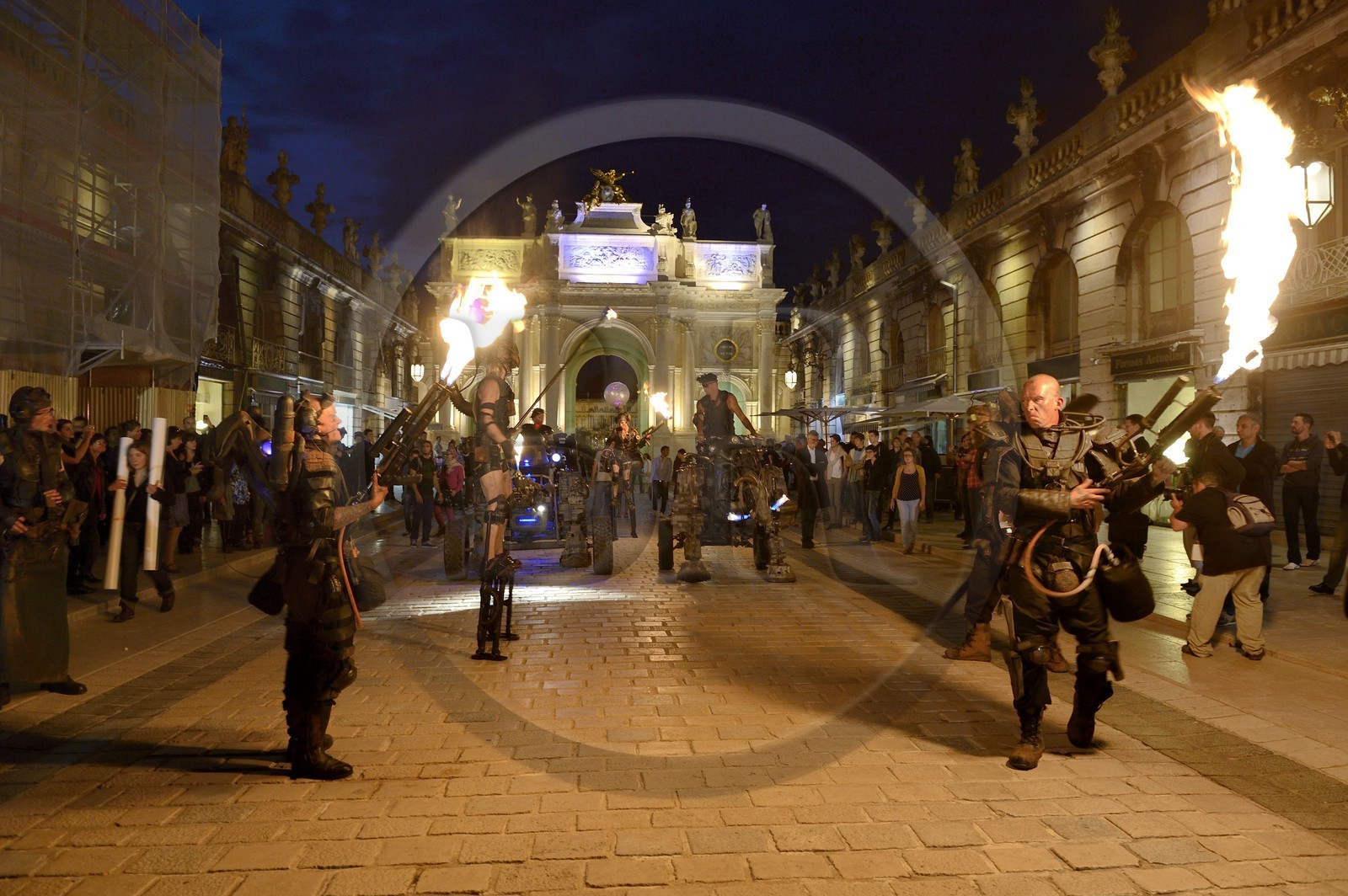 France, Meurthe-et-Moselle, Nancy, Place Stanislas (former Place Royale), listed as World Heritage by UNESCO, Lyle Doghead group performance in front the Triumph Arch (Here Gate)