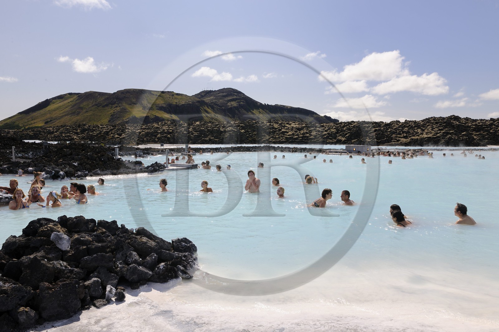 Islande, Grindavik, baignade au Blue Lagoon (Usine géothermique)
