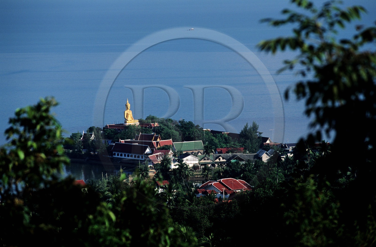 Thaïlande, golfe de Siam, île de Ko Samui, Ko Faan, temple du Big Buddha