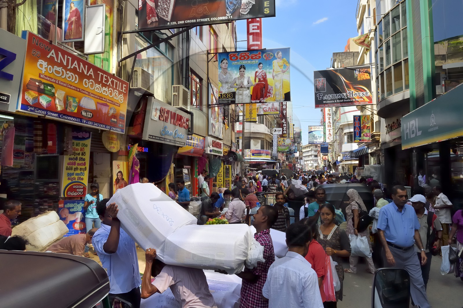 Sri Lanka, province de l'ouest, district de Colombo, Colombo, le bazar animé de Pettah dans 2nd Cross street