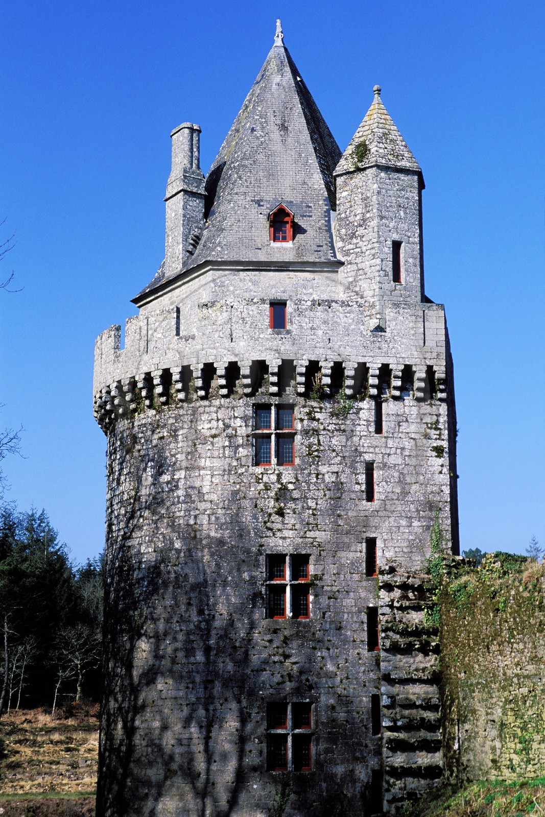 France, Morbihan (56), les ruines de la forteresse de Largoët près d'Elven