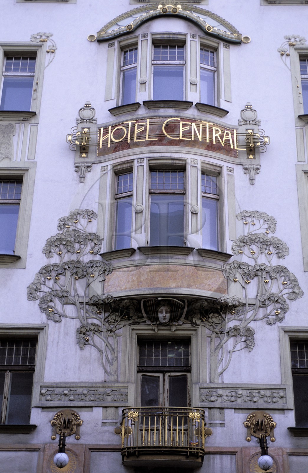 République Tchèque, Prague, l'ancien Hôtel Central de style Art Nouveau, quartier de la gare