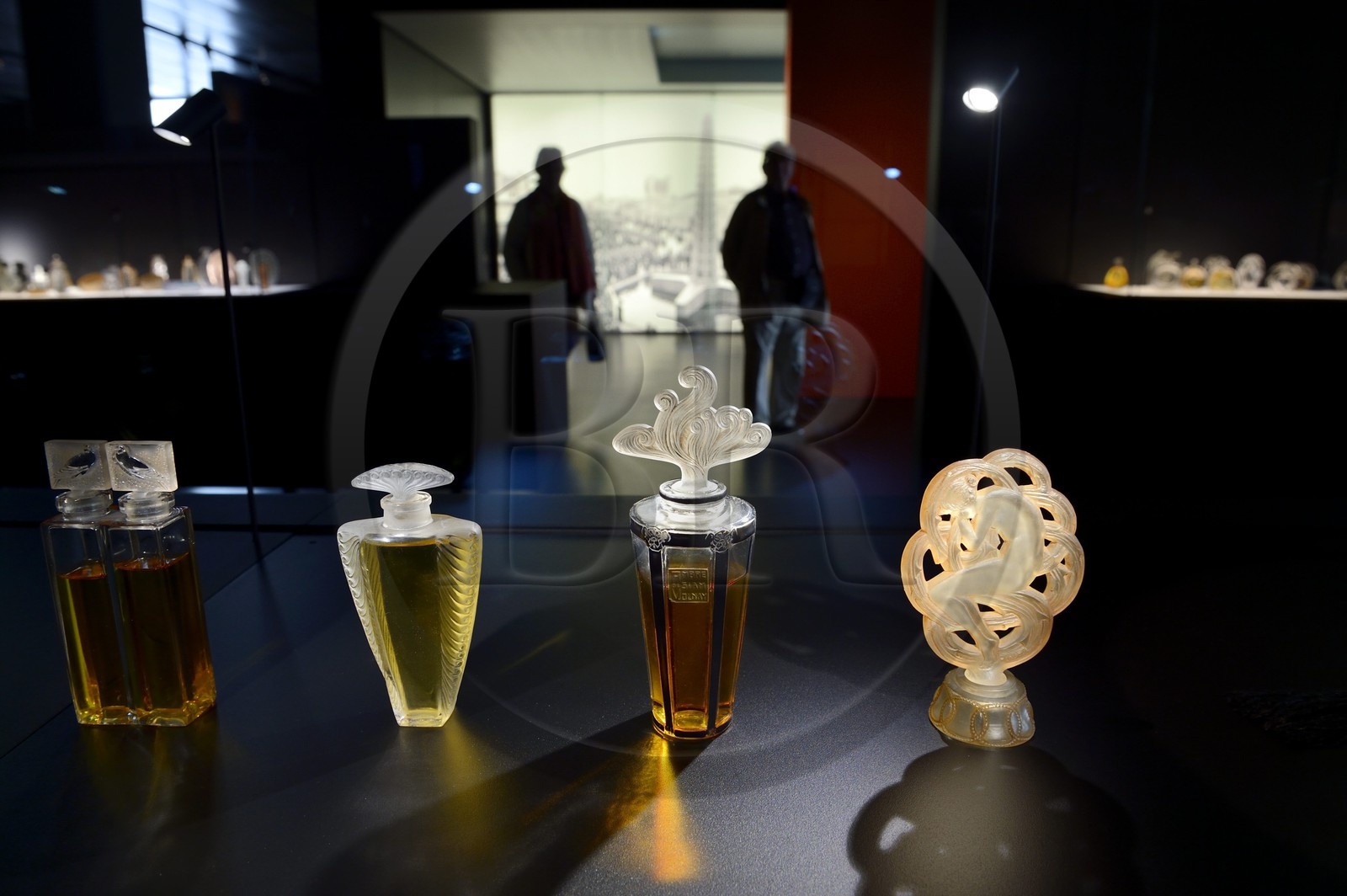 France, Bas-Rhin (67), Wingen-sur-Moder, le musée Lalique, flacons de parfum